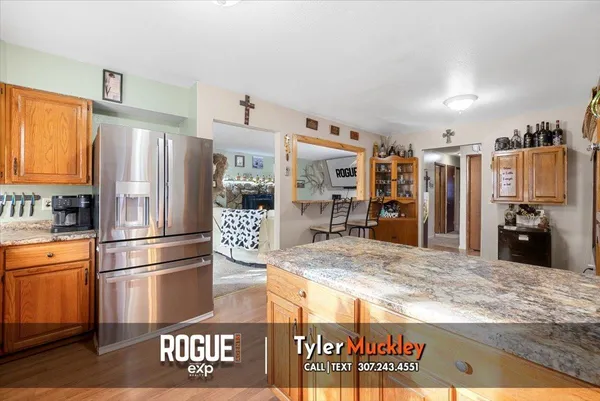 $335,000 | 809 South 1st Street, Glenrock, WY 82637