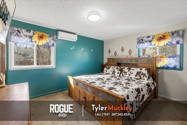 $335,000 | 809 South 1st Street, Glenrock, WY 82637