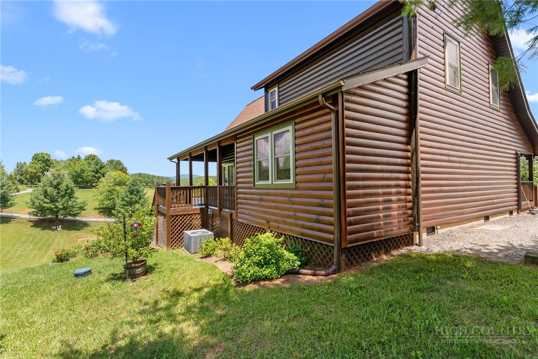 285 Black Bear Ridge Sparta, NC 28675 - Photo 11 of 35