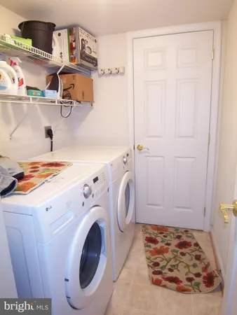 $2,900 | 4618 Battenburg Lane, Unit 731, Fairfax, VA 22030