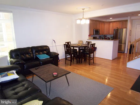 $2,900 | 4618 Battenburg Lane, Unit 731, Fairfax, VA 22030