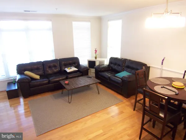 $2,900 | 4618 Battenburg Lane, Unit 731, Fairfax, VA 22030