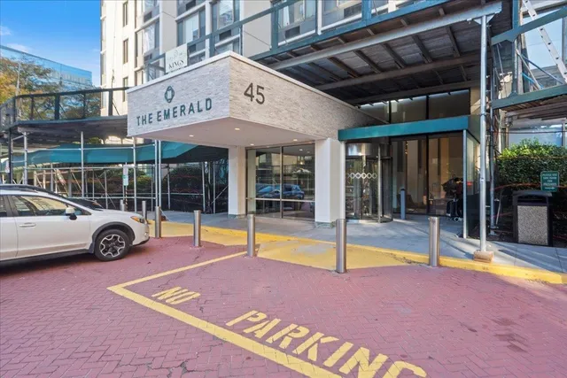 $775,000 | 45 River Drive South, Unit 1705, Jersey City, NJ 07310