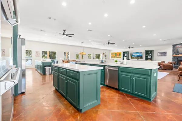 $1,530,000 | 1764 Lcr 740, Thornton, TX 76687