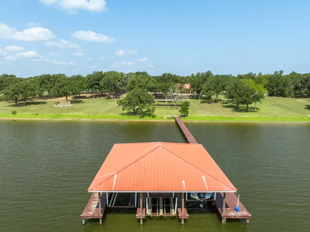 a view of a lake with houses