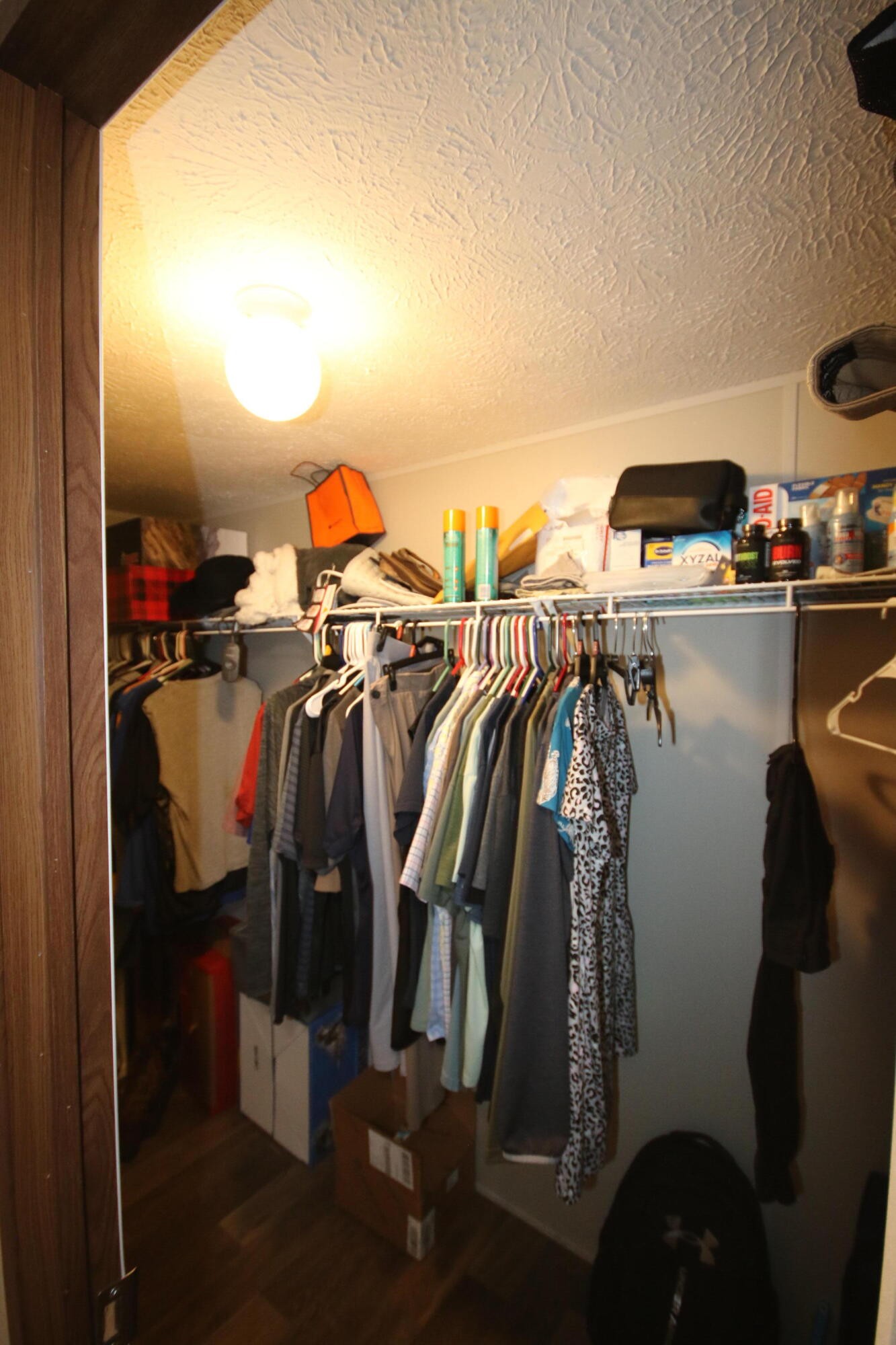 13435 Vonore Road Loudon, TN 37774 - Photo 18 of 25 a walk in closet