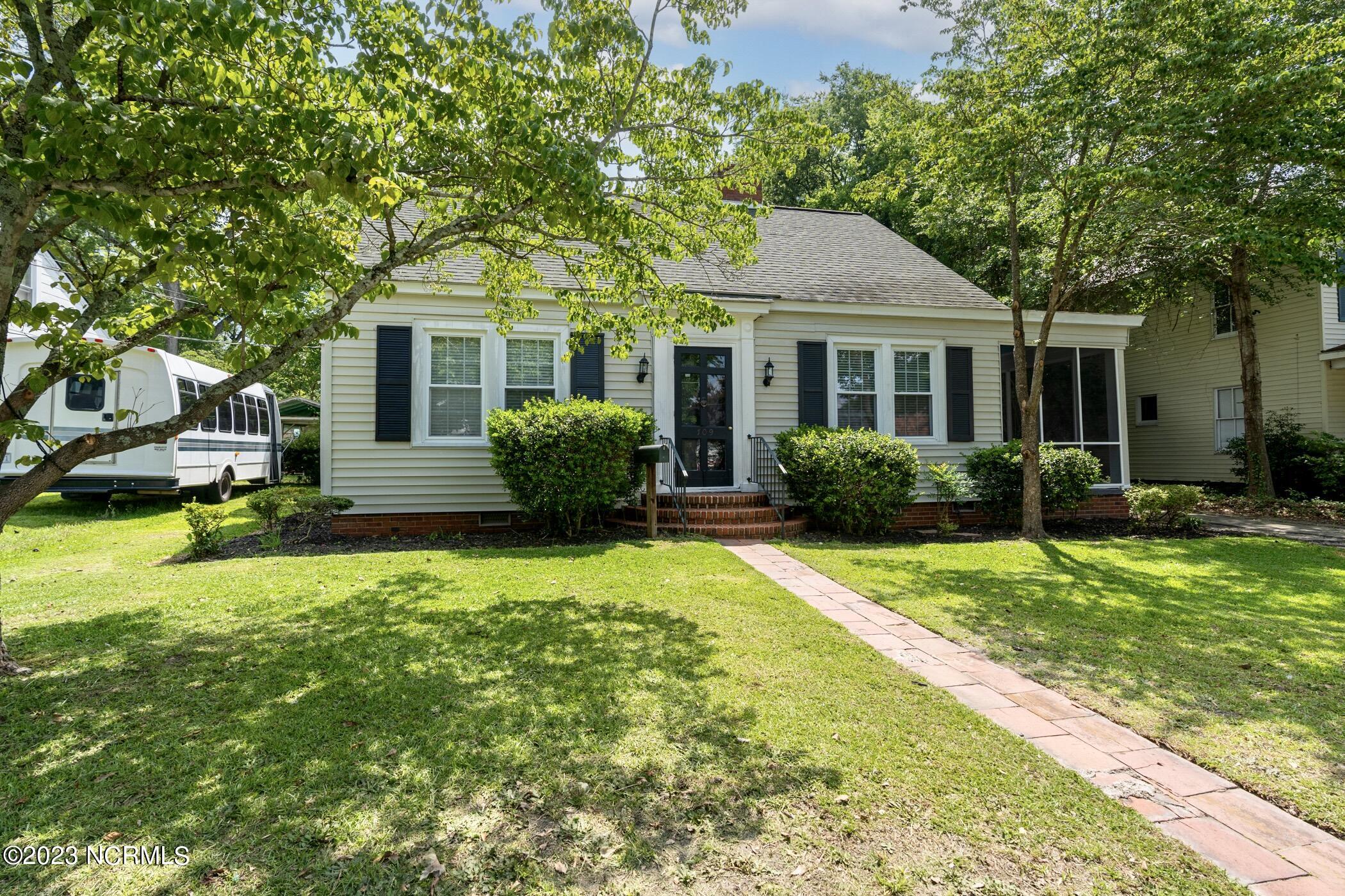 109 Scales Street Rockingham, NC 28379 - Photo 2 of 39 DSC08056-Edit