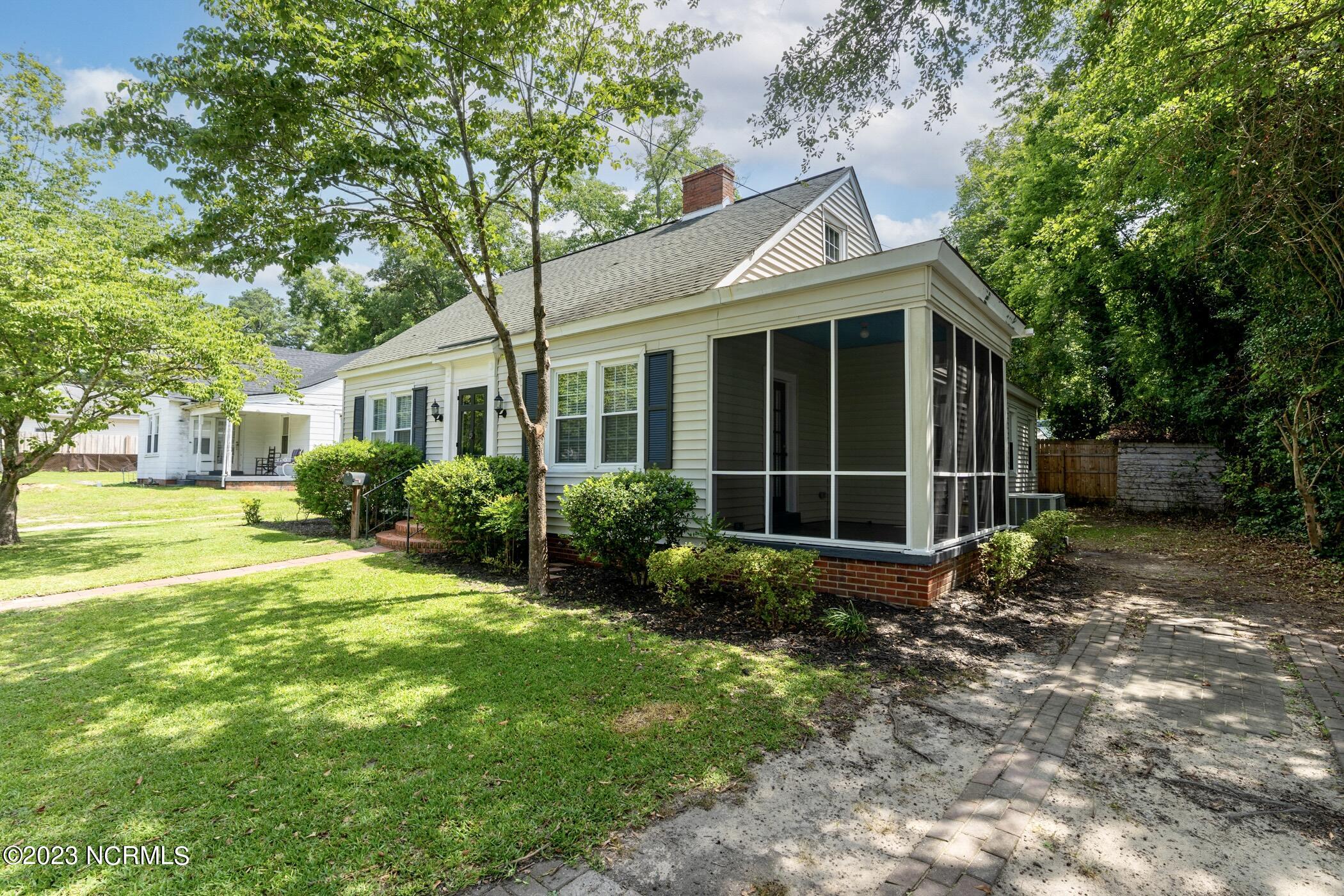 109 Scales Street Rockingham, NC 28379 - Photo 3 of 39 DSC08059-Edit