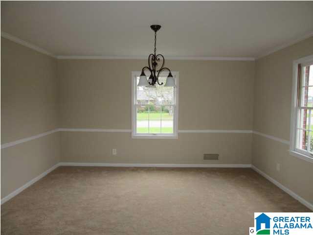 201 Popwell Avenue Clanton, AL 35045 - Photo 3 of 32