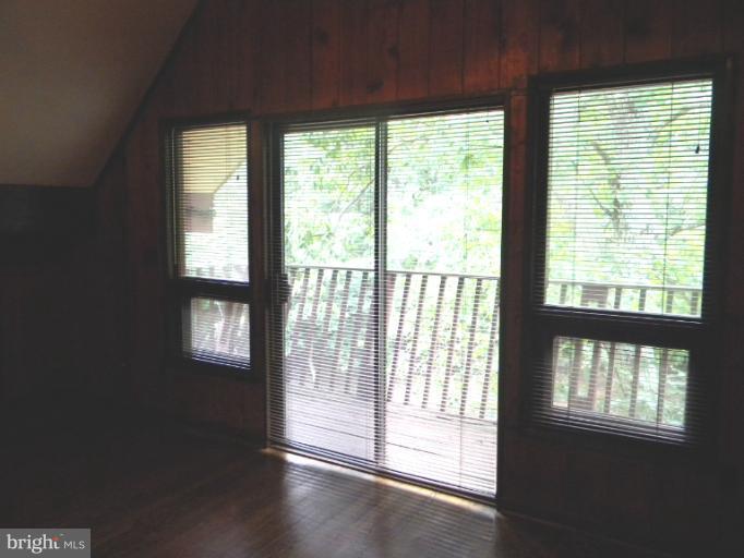 Bedroom (Master)
