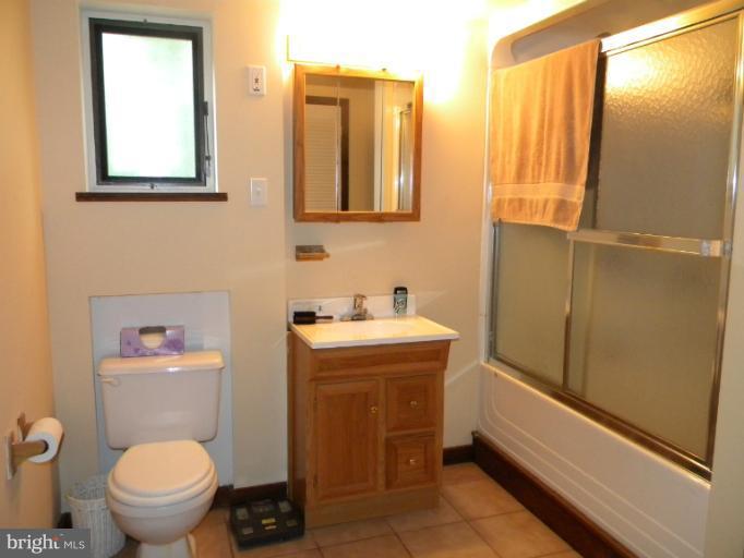 2700 Lookout Road Haymarket, VA 20169 - Photo 8 of 20 Bath
