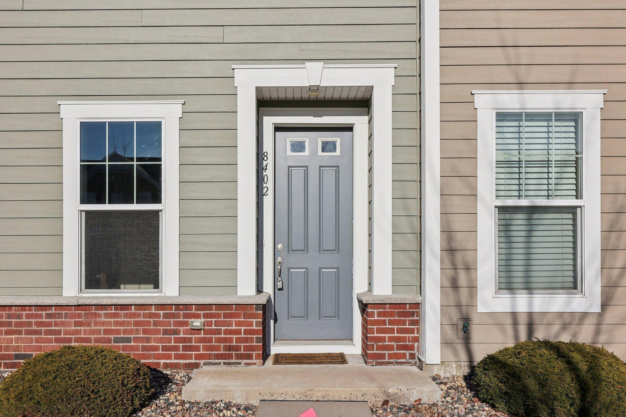 8402 Jonquil Lane North Maple Grove, MN 55369 - Photo 5 of 34