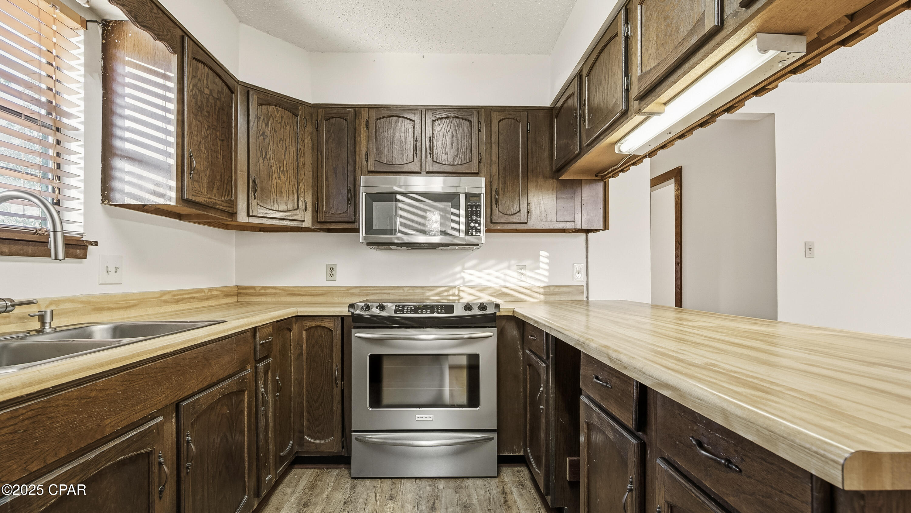 9316 Kingswood Road Panama City, FL 32409 - Photo 9 of 46