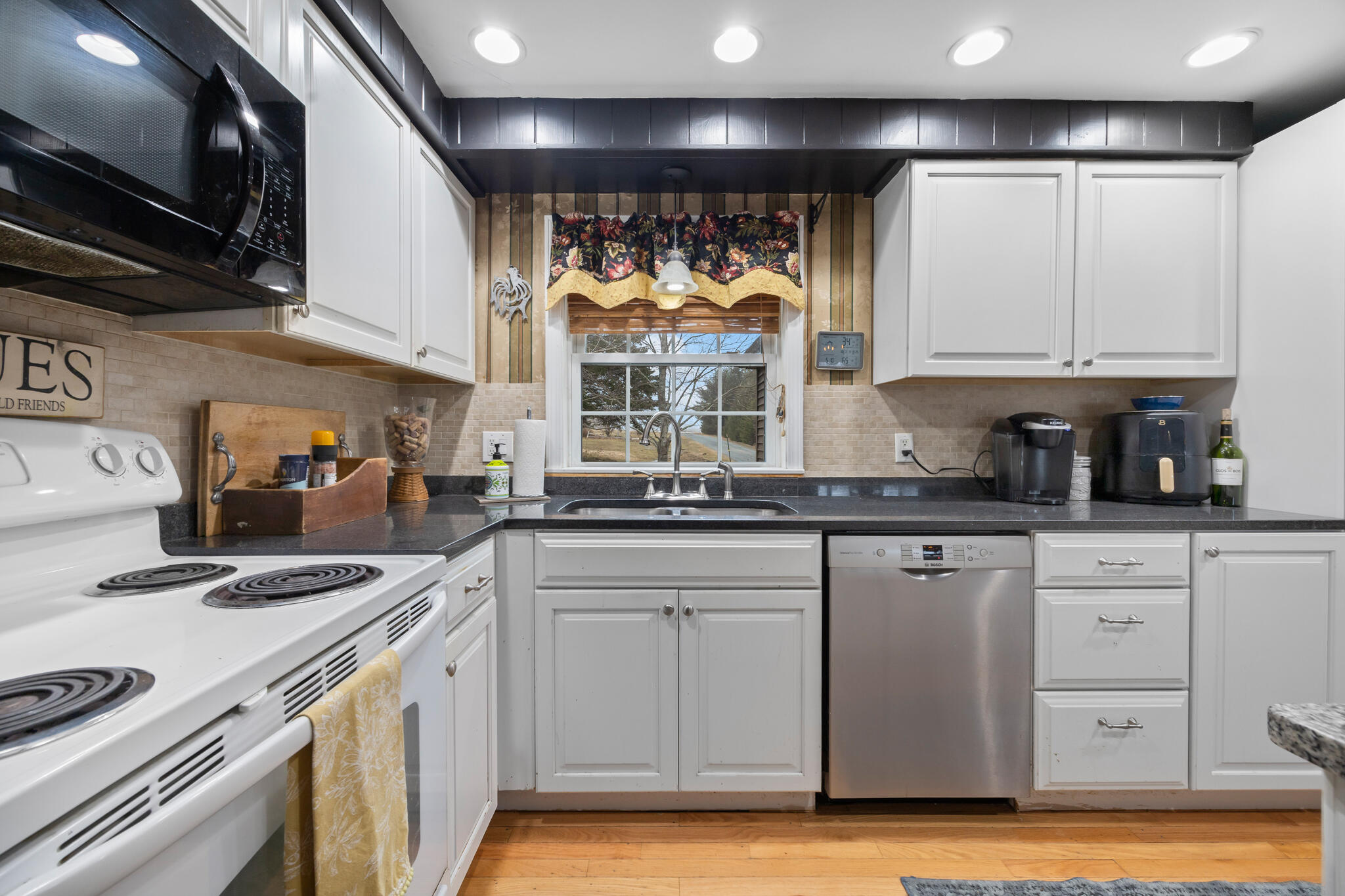 663 Eastbrook Road Eastbrook, ME 04634 - Photo 15 of 43 Kitchen