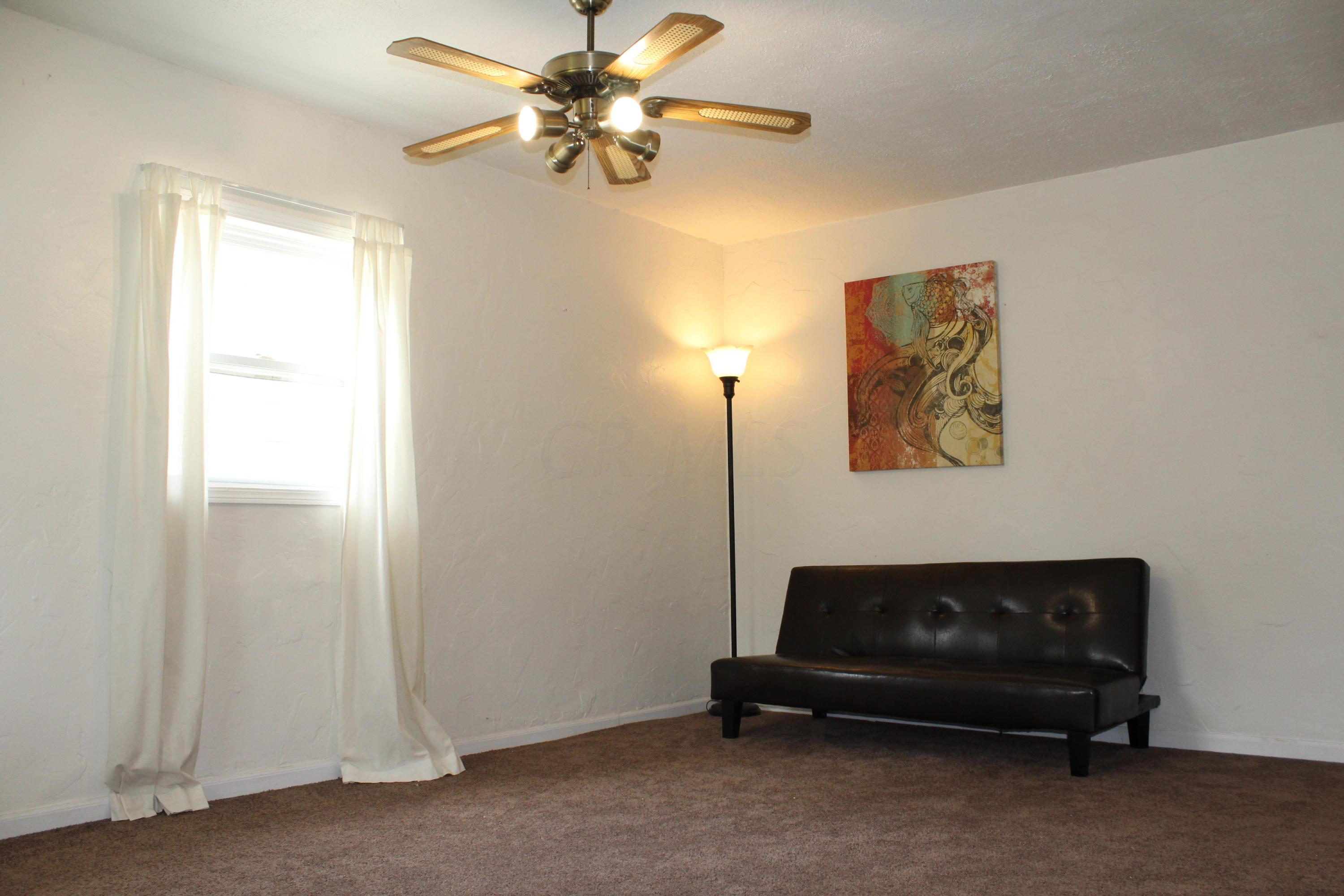 3283 Karl Road Columbus, OH 43224 - Photo 8 of 19 Gallery Image 8