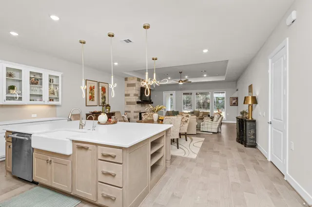 $675,000 | 14810 Taftsville Bridge Lane, Willis, TX 77318