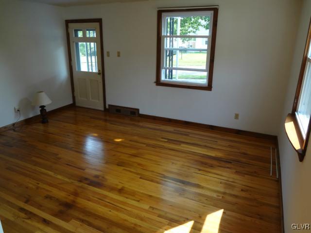 480 Willow Road Hellertown, PA 18055 - Photo 8 of 22 Gallery Image 8