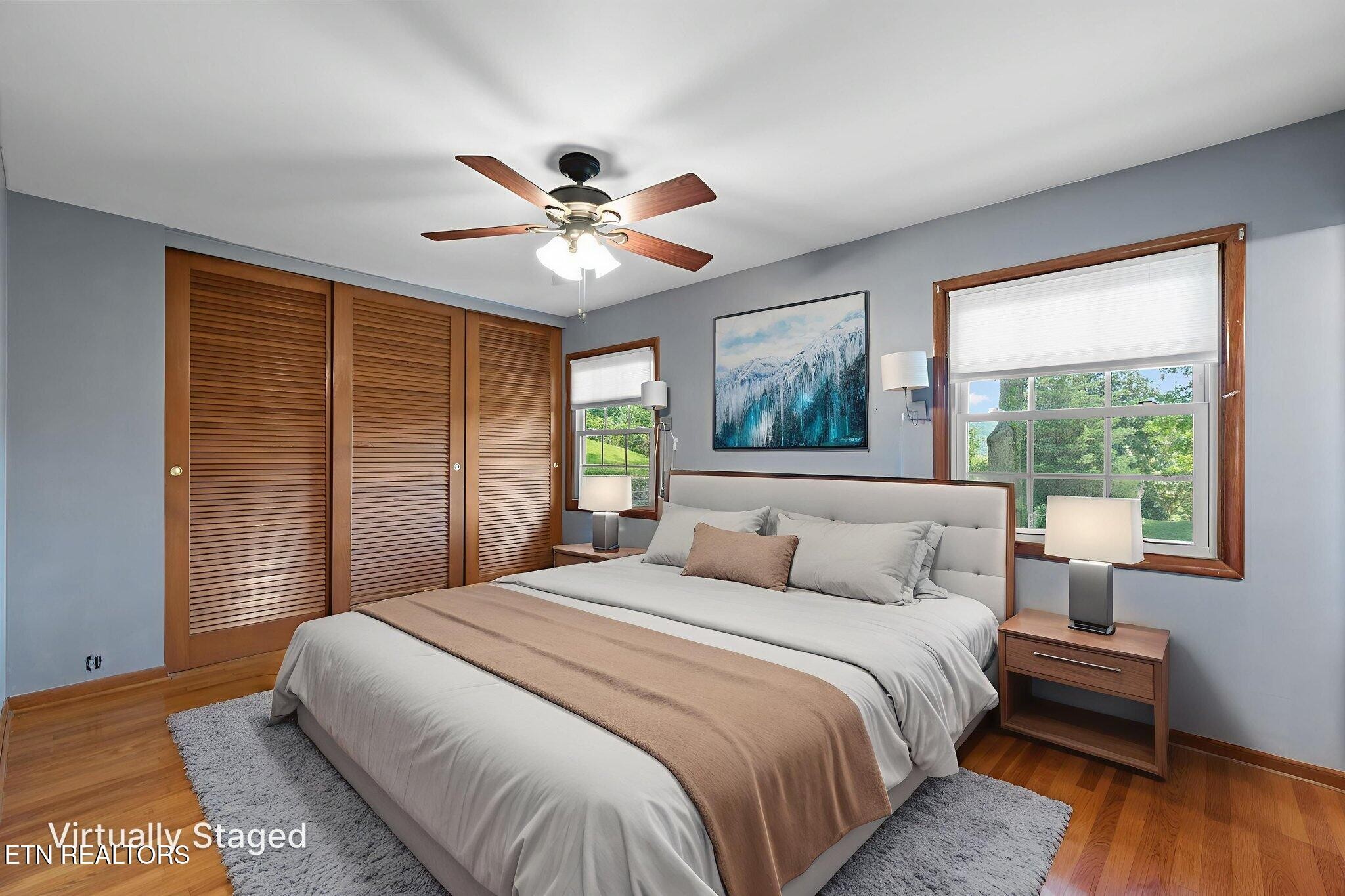 114 Canterbury Road Oak Ridge, TN 37830 - Photo 23 of 42 a bedroom with a large bed and a window