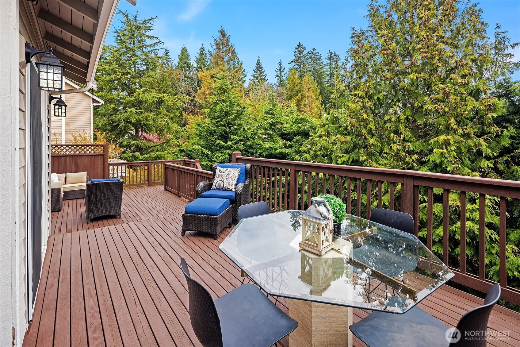 1734 Ilwaco Avenue Northeast Renton, WA 98059 - Photo 16 of 39