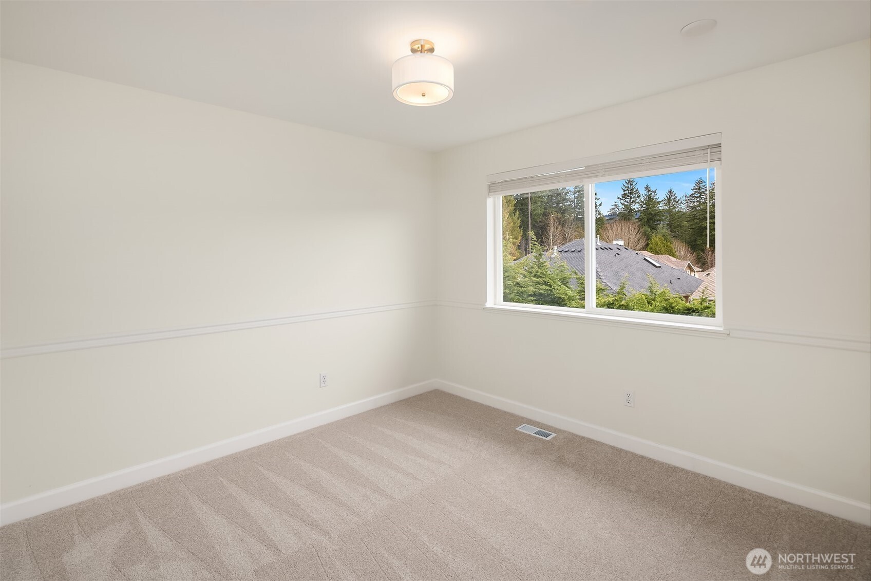 1734 Ilwaco Avenue Northeast Renton, WA 98059 - Photo 25 of 39