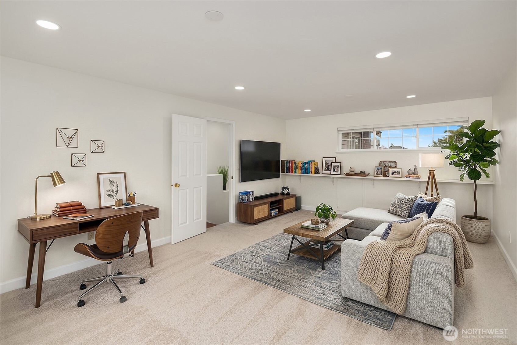 1734 Ilwaco Avenue Northeast Renton, WA 98059 - Photo 26 of 39