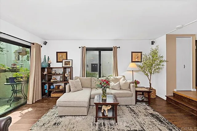 $759,000 | 2284 Caminito Pajarito, Unit 147, San Diego, CA 92107