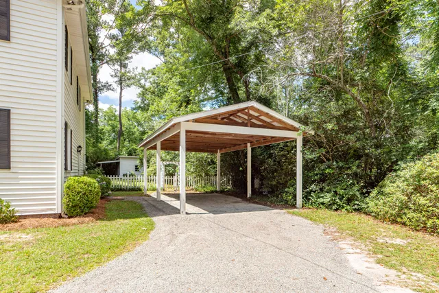 $600,000 | 117 Pine Grove Avenue, Summerville, SC 29483