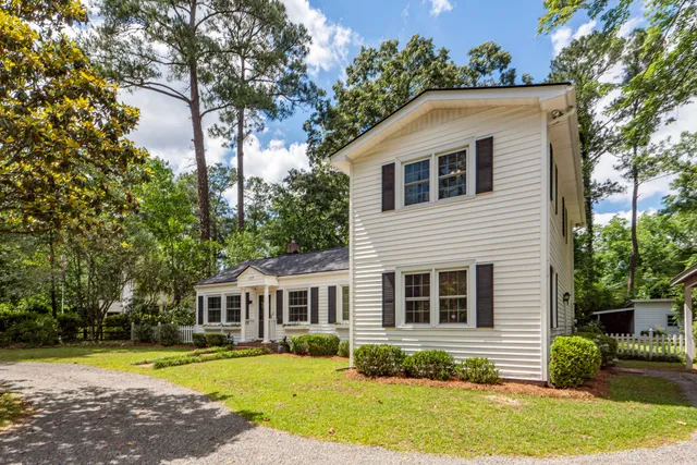 $600,000 | 117 Pine Grove Avenue, Summerville, SC 29483