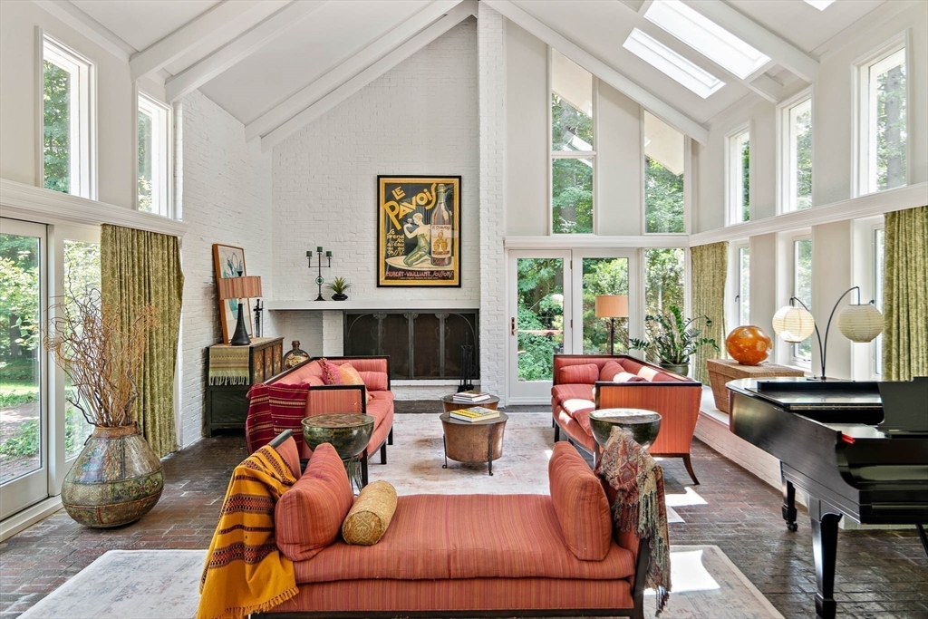 44 Ripley Hill Road Concord, MA 01742 - Photo 4 of 40