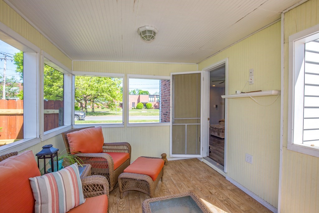 35 Bowles Park Springfield, MA 01104 - Photo 12 of 27 Gallery Image 12