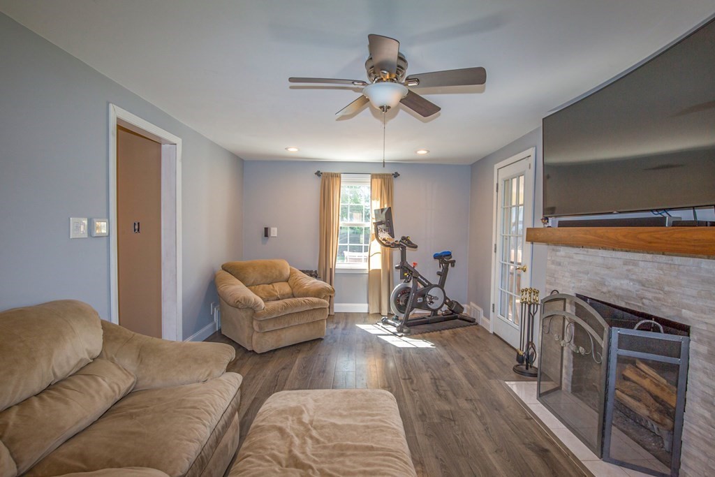 35 Bowles Park Springfield, MA 01104 - Photo 9 of 27 Gallery Image 9