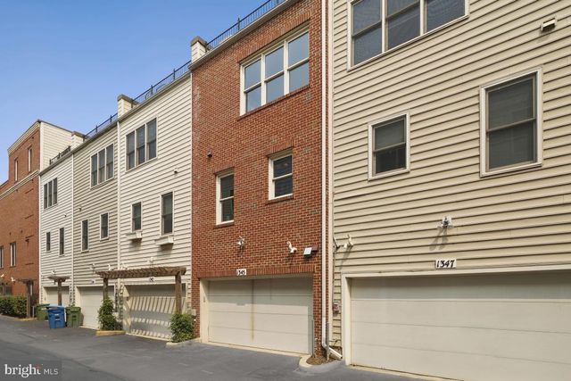 $1,248,000 | 1345 Independence Court Southeast, Washington, DC 20003