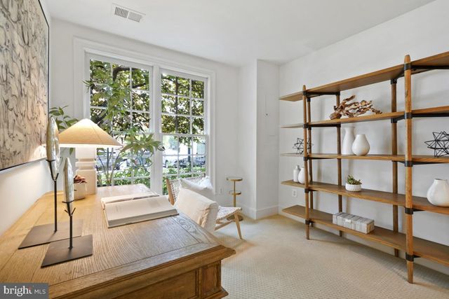 $1,248,000 | 1345 Independence Court Southeast, Washington, DC 20003