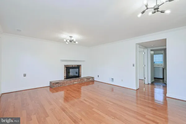 $4,200 | 2412 Rockbridge Street, Vienna, VA 22180