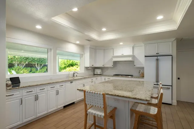 $899,000 | 7271 North Gentry Avenue, Fresno, CA 93711