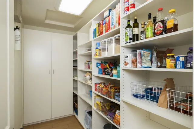 $899,000 | 7271 North Gentry Avenue, Fresno, CA 93711