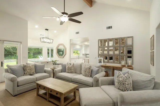 $899,000 | 7271 North Gentry Avenue, Fresno, CA 93711