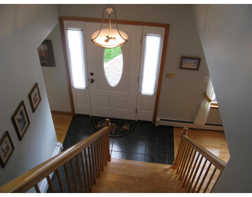 1 Rainbow Ridge Way Georgetown, MA 01833 - Photo 8 of 16 Gallery Image 8