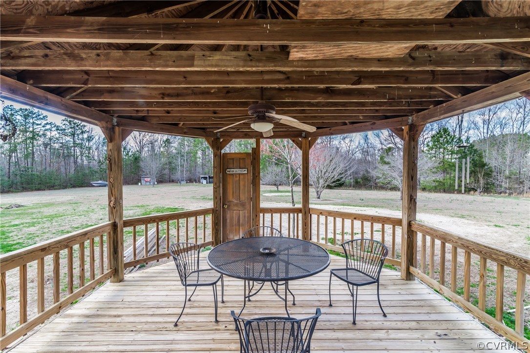 10623 River Road Chesterfield, VA 23838 - Photo 48 of 48 a view of a patio on the roof deck