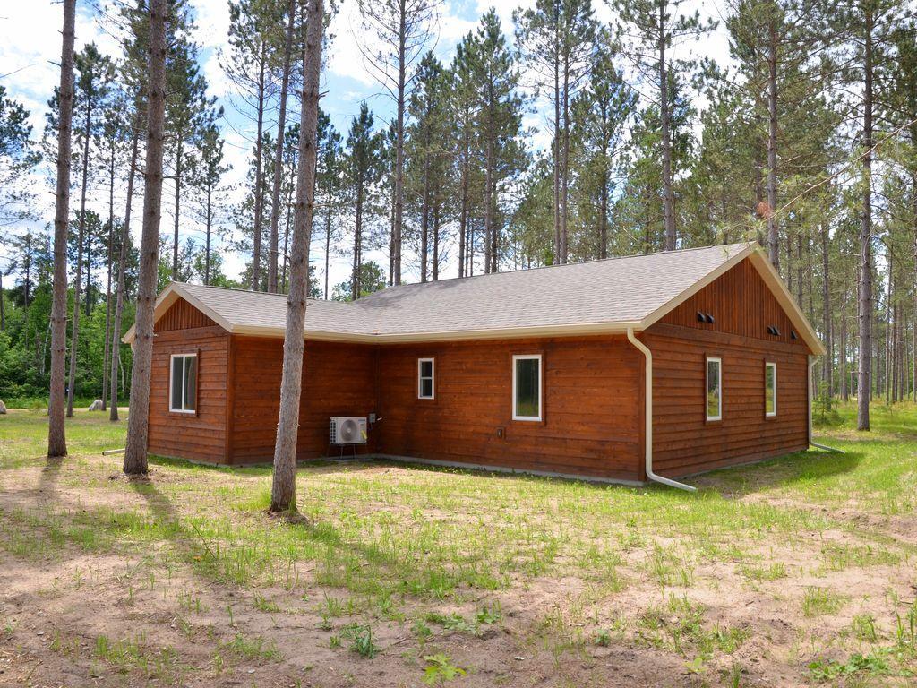 23386 Sleepy Hollow Sebeka, MN 56477 - Photo 4 of 30