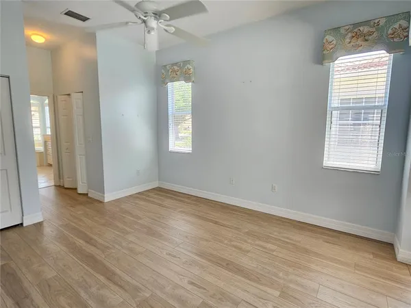$4,000 | 330 Rio Terra, Venice, FL 34285