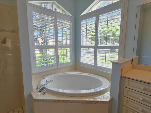 $4,000 | 330 Rio Terra, Venice, FL 34285