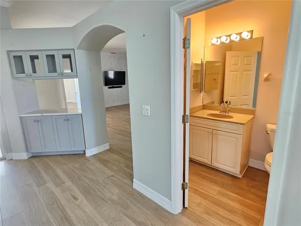 $4,000 | 330 Rio Terra, Venice, FL 34285