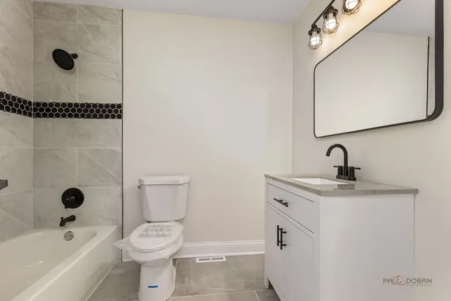 $569,999 | 14739 Maple Avenue, Orland Park, IL 60462