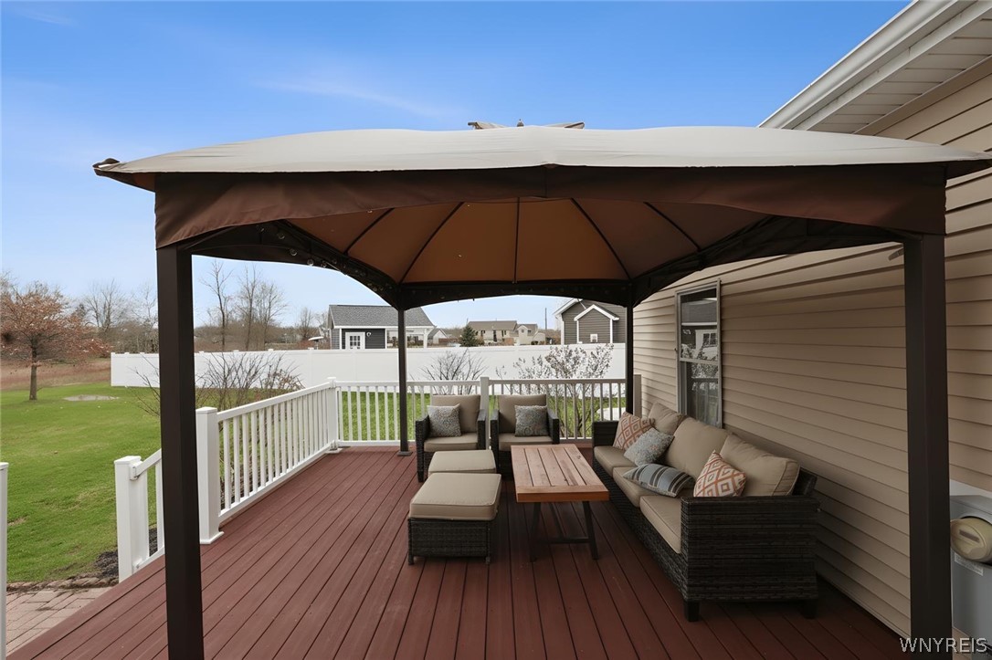 190 Sandpiper Lane Grand Island, NY 14072 - Photo 12 of 49