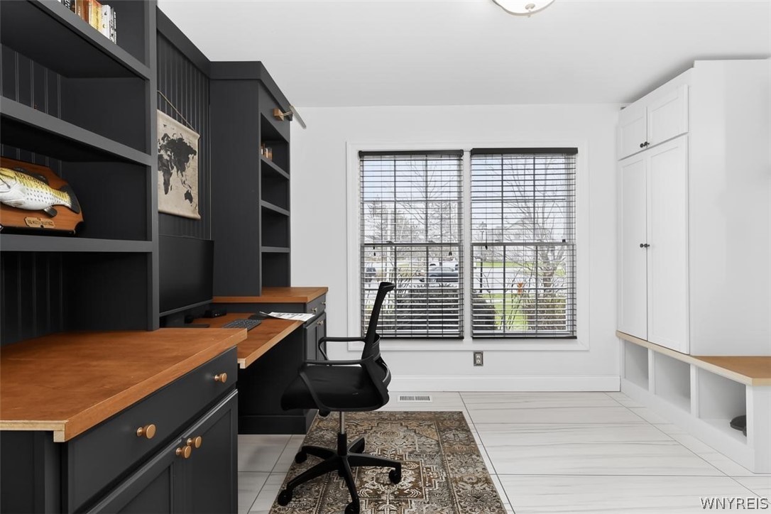 190 Sandpiper Lane Grand Island, NY 14072 - Photo 26 of 49