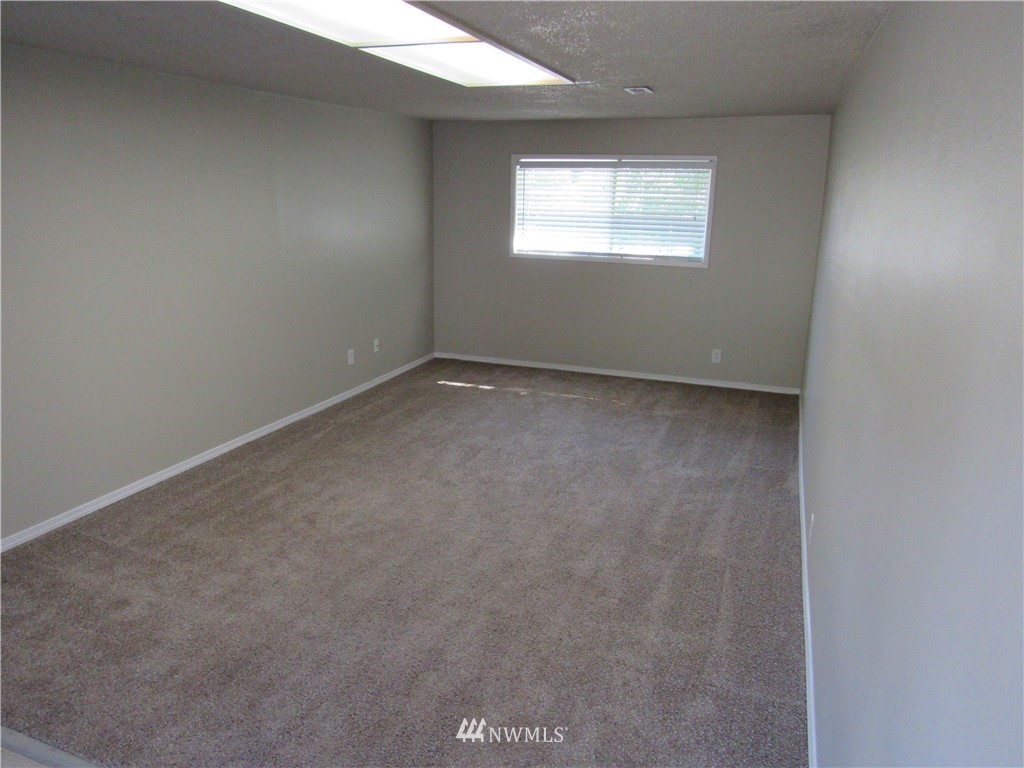 15925 53rd Place West Edmonds, WA 98026 - Photo 15 of 23 a view of empty room