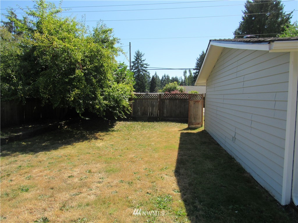 15925 53rd Place West Edmonds, WA 98026 - Photo 20 of 23 a view of back yard of the house