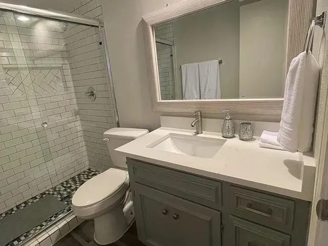 $2,400 | 3701 West Rochelle Road, Irving, TX 75062