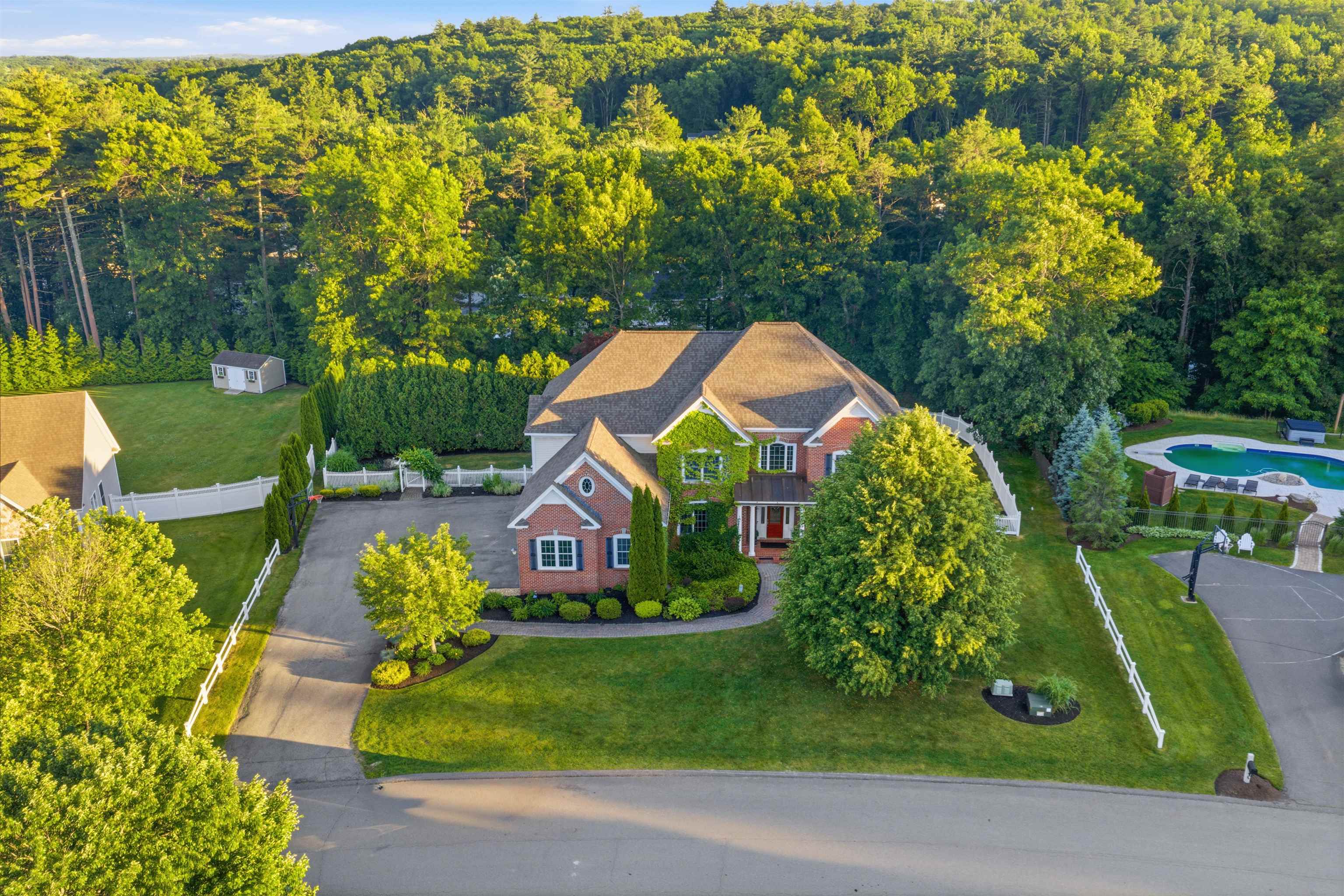 25 Ticklefancy Lane Salem, NH 03079 - Photo 2 of 59